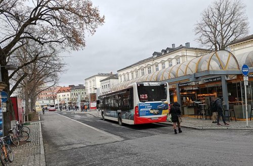 "Es hagelt Anzeigen": Mann flüchtet in Bamberger Innenstadt vor Polizei - und geht auf Unbeteiligte los