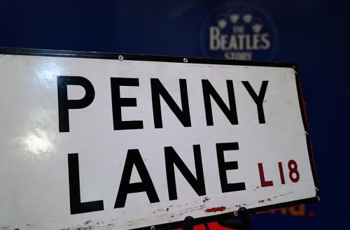Schild der berühmten Penny Lane wieder aufgetaucht