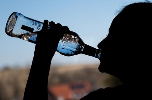 Alkohol-Mythen entlarvt: Was wirklich stimmt
