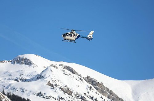 Tödliches Ski-Unglück: Fränkischer Skifahrer durch Lawine unter Schneemassen begraben