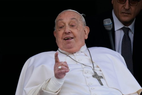 Papst nach fünf Wochen aus Klinik entlassen