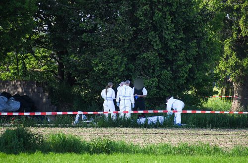 Sauerlach: Frau (19) liegt tot auf Feldweg - Polizei gibt neue Details bekannt