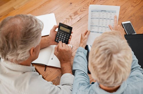 Rente steigt 2024 - so deutlich fällt die Erhöhung für Rentner aus