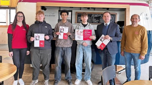 Schüler spielen Börse