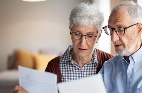 Neuer Ratgeber der Verbraucherzentrale: So sparen Rentner bei der Steuererklärung