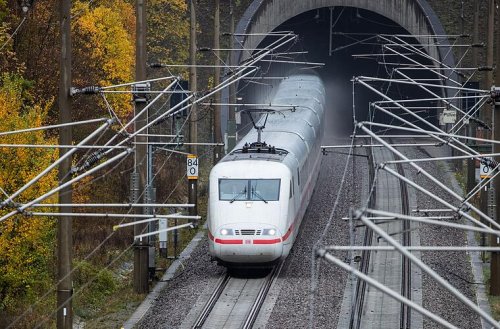 Die Bahn-Tunnel bleiben für Handy-Nutzer ein Problem