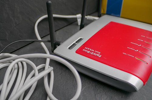 Trick-Tipp: Warum du deine FritzBox einmal am Tag ausschalten solltest