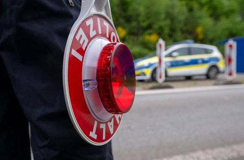 Drogen, Haftbefehl, kein Führerschein - Mann landet nach Kontrolle in Bayreuth in der JVA