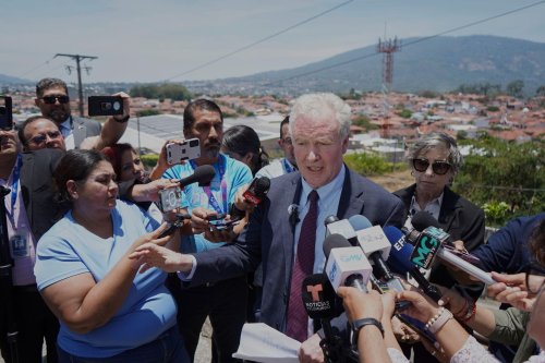 US-Senator trifft sich in El Salvador mit abgeschobenem Mann