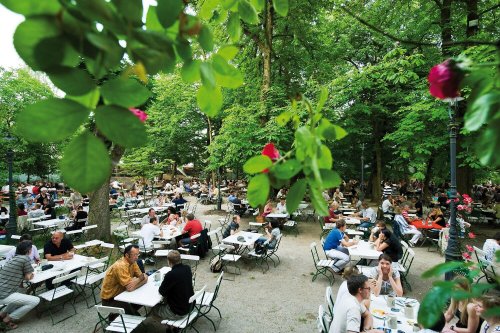 Bierkeller und Biergärten in Franken: Top 10 Empfehlungen 2025