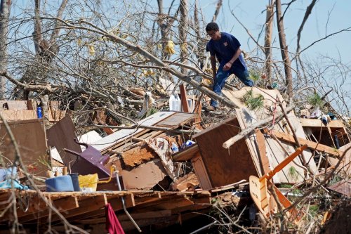 USA: Zahl der Opfer nach Unwettern steigt auf mindestens 40