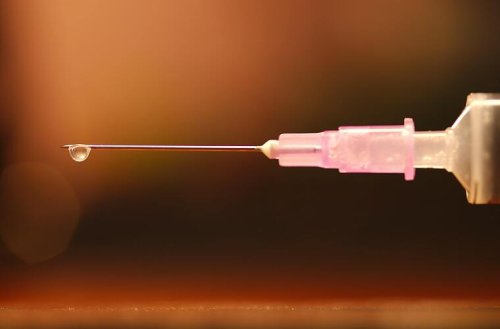 Faktencheck: Wie sinnvoll ist eine vierte Corona-Impfung wirklich?