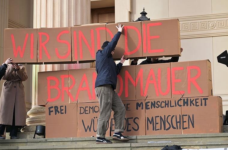 Studie: Brandmauer zur AfD in Ost und West ähnlich fest