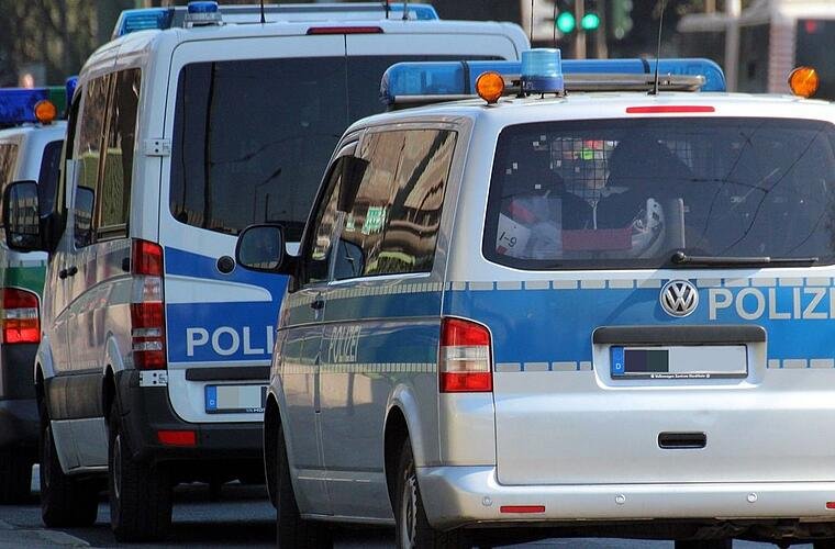 Fürth: Exhibitionist in Linienbus aufgetreten - Zeugen gesucht
