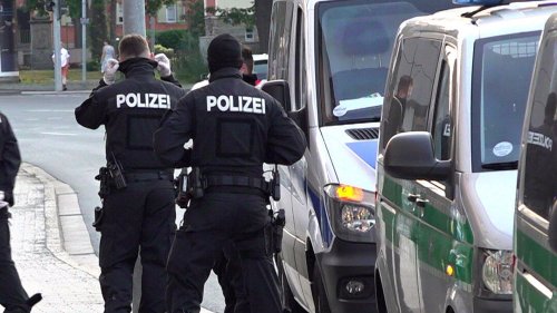 Polizeieinsatz in Aschaffenburg: Mann (49) schießt mit Pistole in die Luft