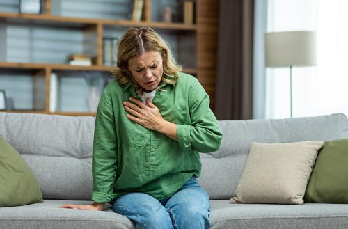 Herzinfarkt bei Frauen: Warum sie häufiger sterben – andere Symptome als beim Mann