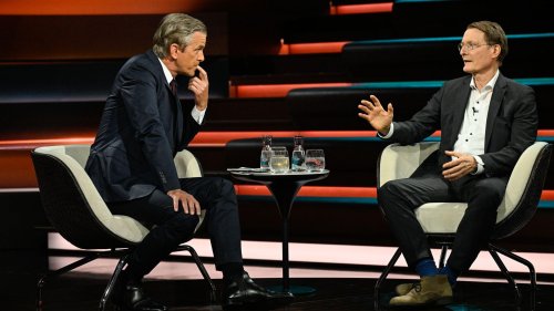 "Das ist einfach falsch": Lanz liefert sich hitziges Wortgefecht mit Karl Lauterbach