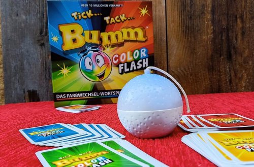 Spiele-Test "Tick Tack Bumm Color Flash": Unser Party-Favorit mit Farbwechsel