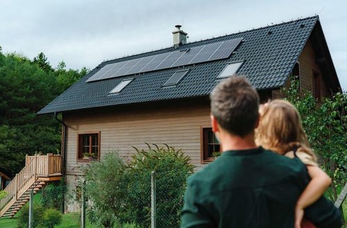 Eigene Solaranlage: Wie du das meiste aus den Investitionskosten rausholst - Online-Vergleich lohnt sich