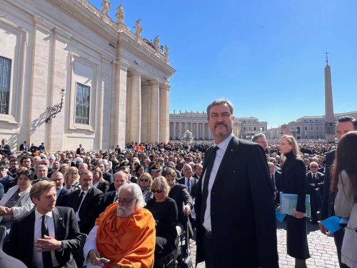 Kritik an Söder nach Selfie vor Trauerfeier