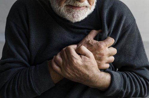 Herzinfarkt vorbeugen: Diese 9 Lebensmittel reinigen deine Arterien
