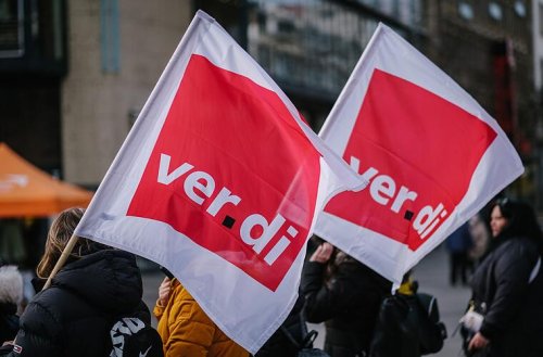 Öffentlicher Dienst: Schlichter für mehr Geld in zwei Stufen