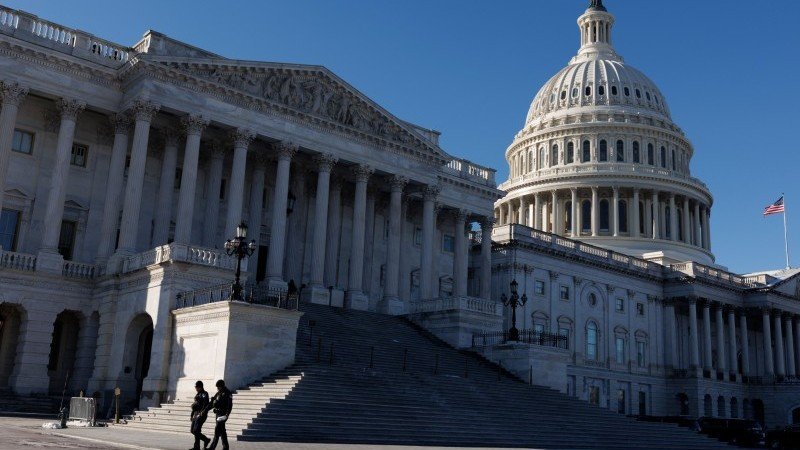 FX Daily: Bittersweet data delay for the dollar