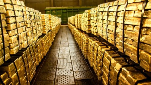 The Commodities Feed: Gold hits fresh record high