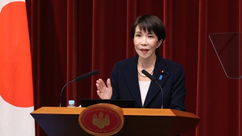 FX Daily: JGB sell-off vies for attention with Greenland