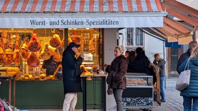 German inflation falls back below 2%