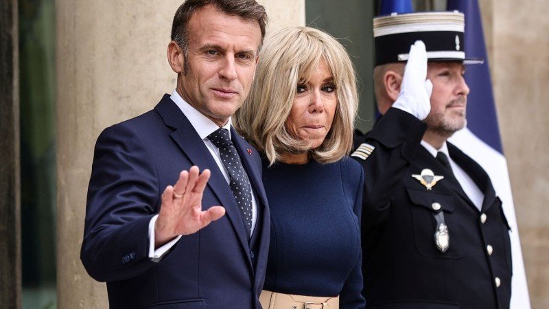 FX Daily: French politics delivers some euro support