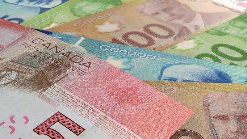 FX Daily: Loonie to remain G10’s black sheep