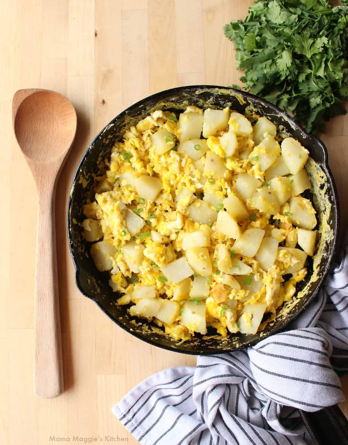 Papas con Huevos