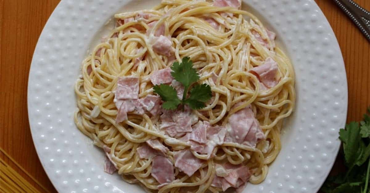 Espagueti a la Crema + VIDEO