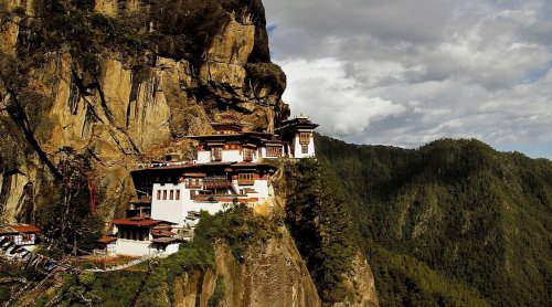 Top 10 Amazing Facts, Entertainment, and Exotic Cuisines in Bhutan