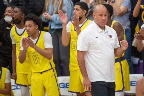 Rick Brunson steps down as Camden boys’ basketball coach and is expected to join the Knicks