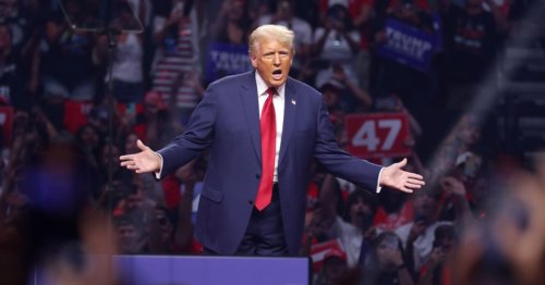Donald Trump Claims He Just Invented a 600-Year-Old Word—Critics Say It’s a Sign of Dementia