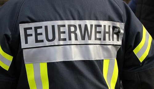 FW Ludwigshafen: Brand in Ludwigshafen-Mundenheim