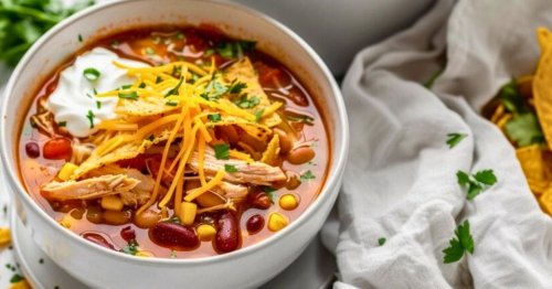 Best Chicken Tortilla Soup (Easy Recipe)
