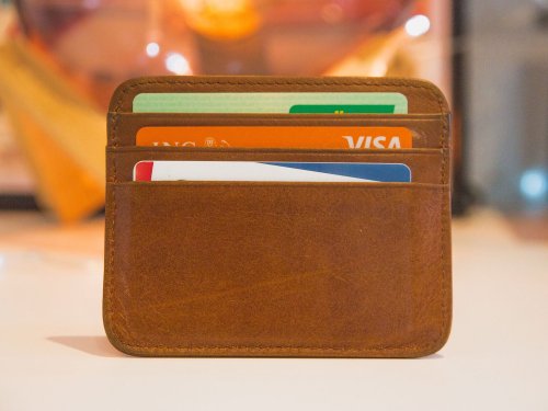 Top 5 kostenlose Kreditkarten: Das ist der Allrounder-Tipp im Oktober