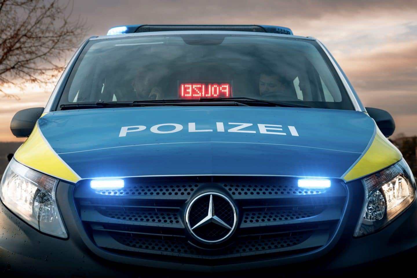 Hockenheim: Mann spaziert mit Samurai-Schwert durch die Stadt – Polizei im Großeinsatz!