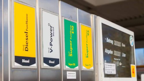 Spritpreise sinken leicht – ADAC kritisiert: Benzin & Diesel immer noch zu teuer!