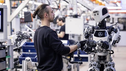 Science-Fiction wird Realität – Mercedes-Benz testet KI & humanoide Roboter in der Produktion!