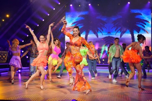 Let’s Dance 2025 - Show 4: Charleston, Tränen und Knossi mit dem Umschlag – Wer musste gehen?