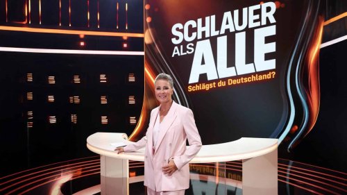 Sonja Zietlow stellt ganz Deutschland auf die Probe – neue RTL-Quizshow: „Schlauer als Alle.  Schlägst du Deutschland?“