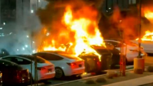 Elon Musk's Tesla Car Company Comes Under Fire
