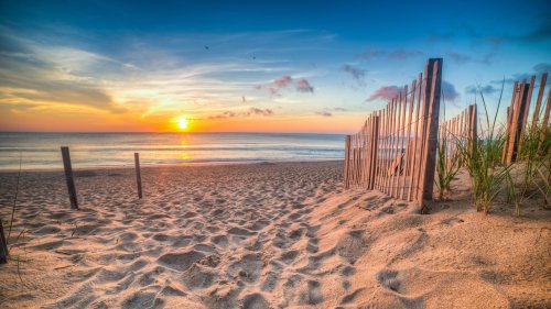 After Teen Dies From Being Trapped Under Sand Outer Banks Beachgoers