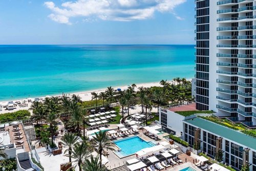 In Need of a Lazy Vacation? You’ll Never Have to Leave This Miami Resort