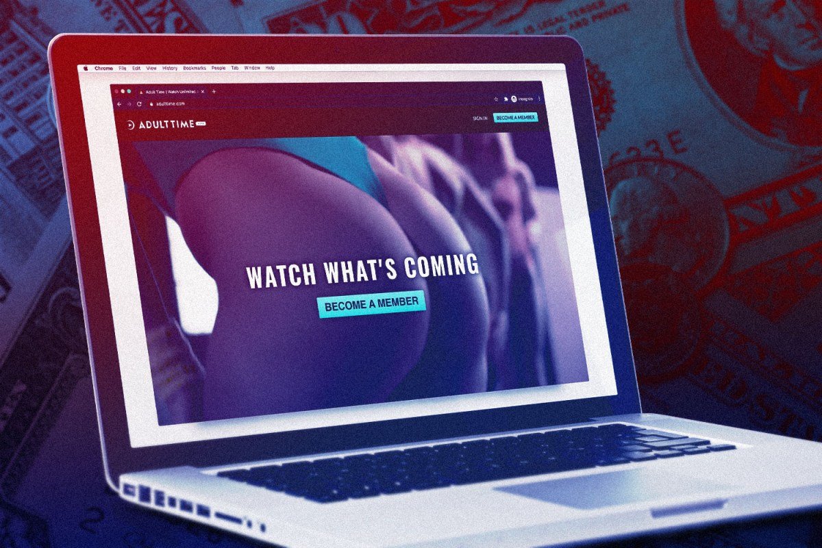How You Should Be Watching Porn, According to Performers