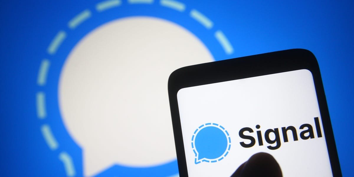 What is Signal? How the popular encrypted messaging app keeps your texts private
